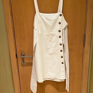 Lulus sundress cute for graduation or dinner/brunch